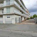 Le Marat - T3 - 57m2- 15 Min Du Futuroscope Apartment *