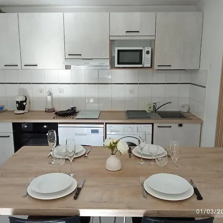 Apartment Le Marat - T3 - 57m2- 15 Min Du Futuroscope