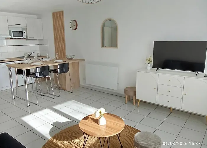 Appartement Le Marat - T3 - 57m2- 15 Min Du Futuroscope