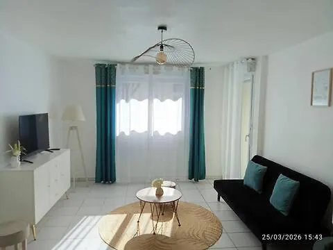 Le Marat - T3 - 57m2- 15 Min Du Futuroscope